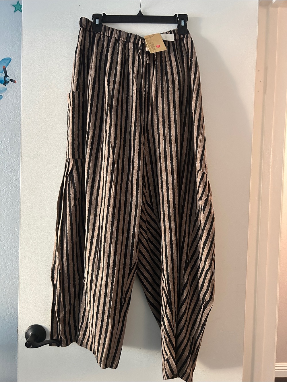 Tarse Striped Linen Blend Relaxed Pants